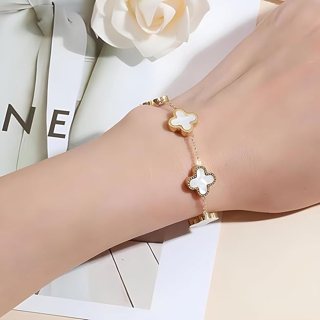 Clover Bracelet - White