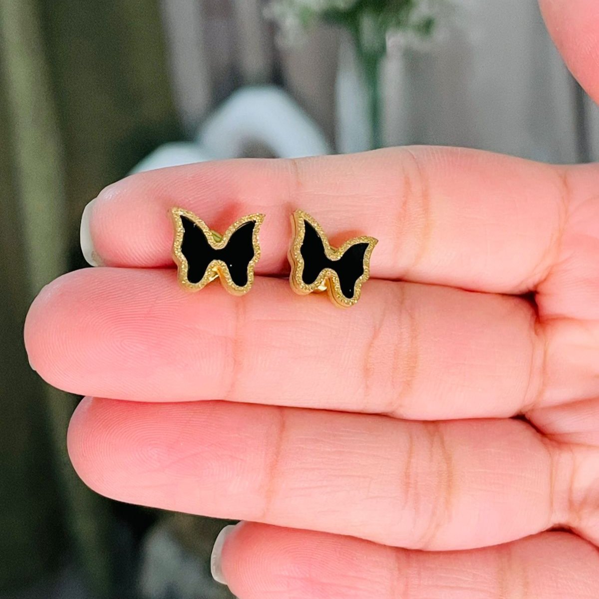 Elegant Butterfly Earrings Black